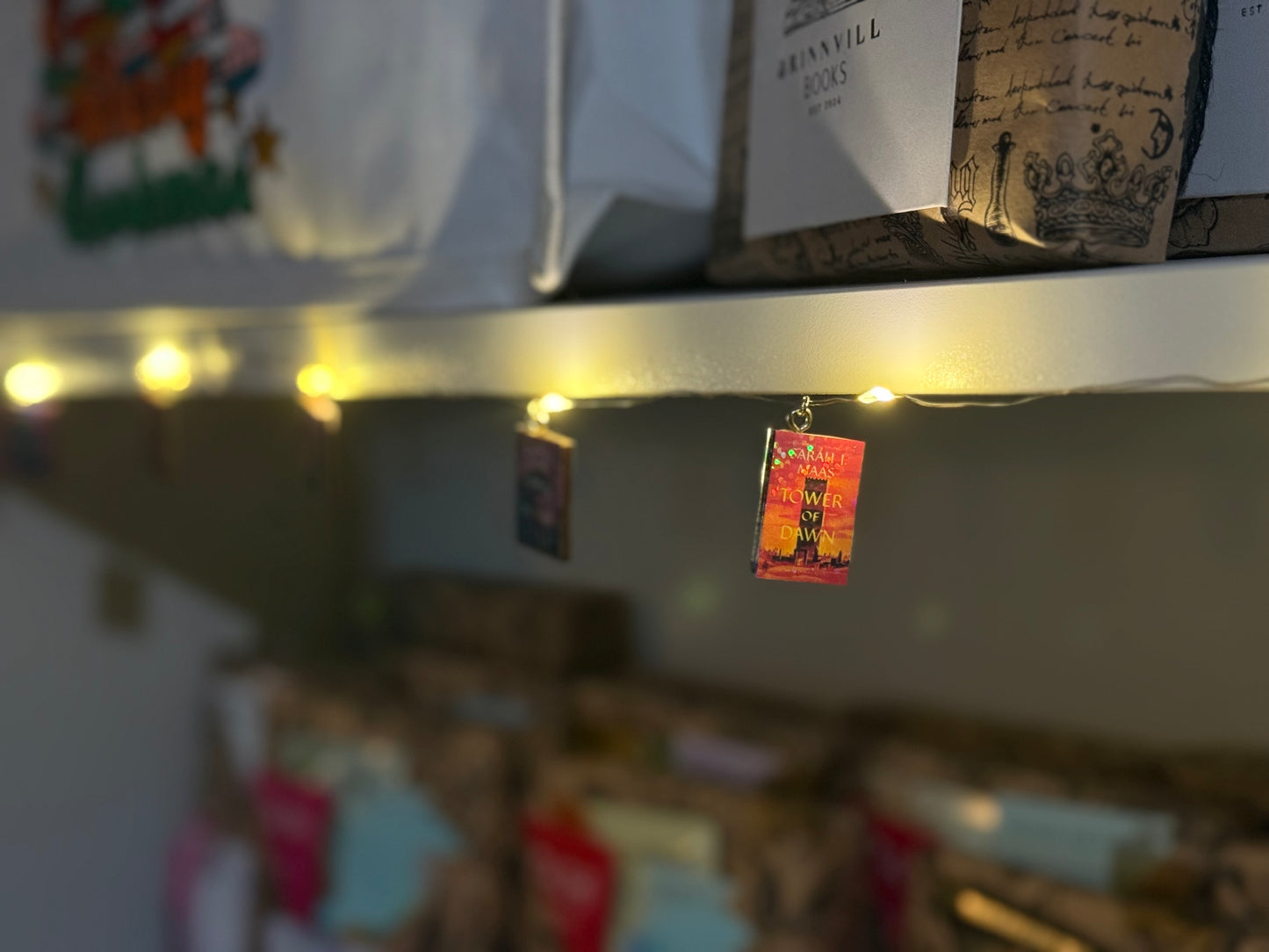 Book Twinkle Lights