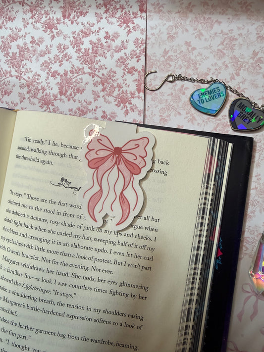 Croquette frilly bow magnetic bookmark