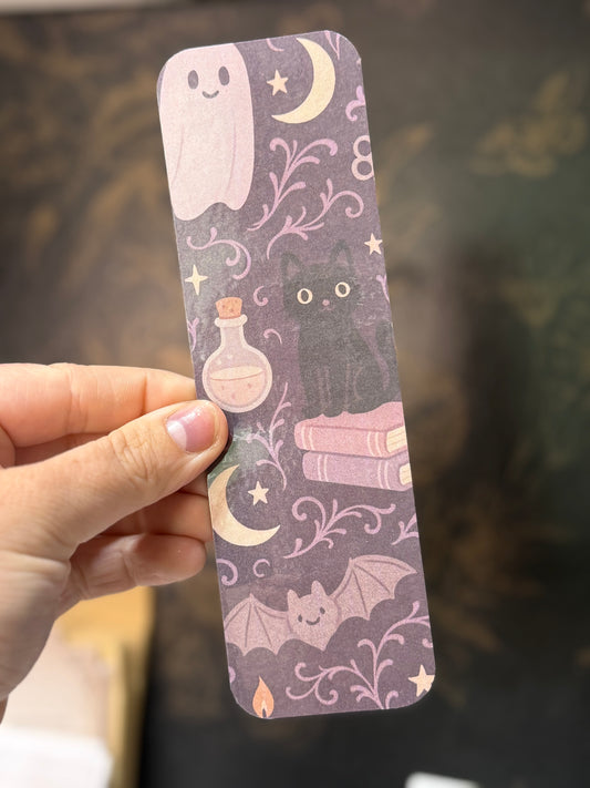 Black cat bookmark