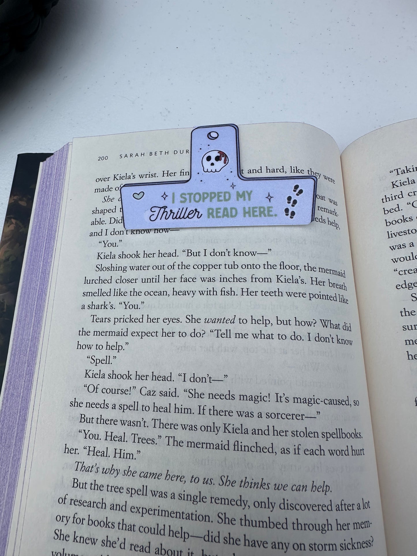 Thriller chip clip magnetic bookmark