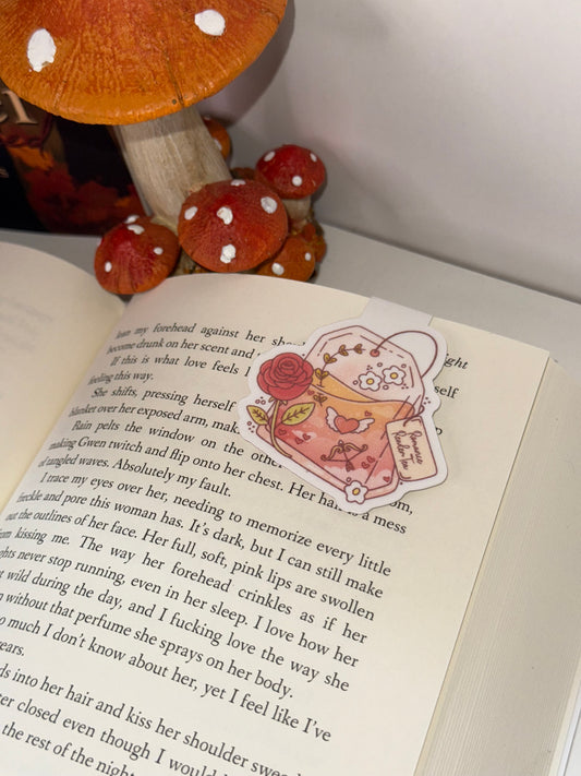 Romance tea magnetic bookmark