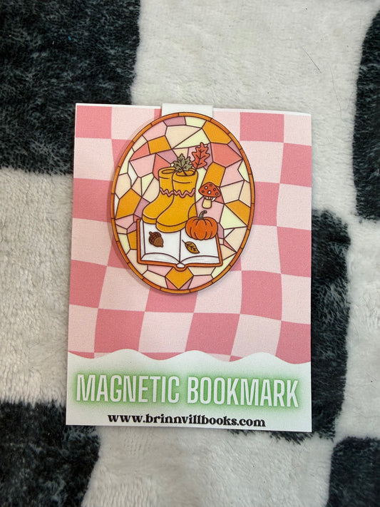 Cozy stained glass magnetic bookmark