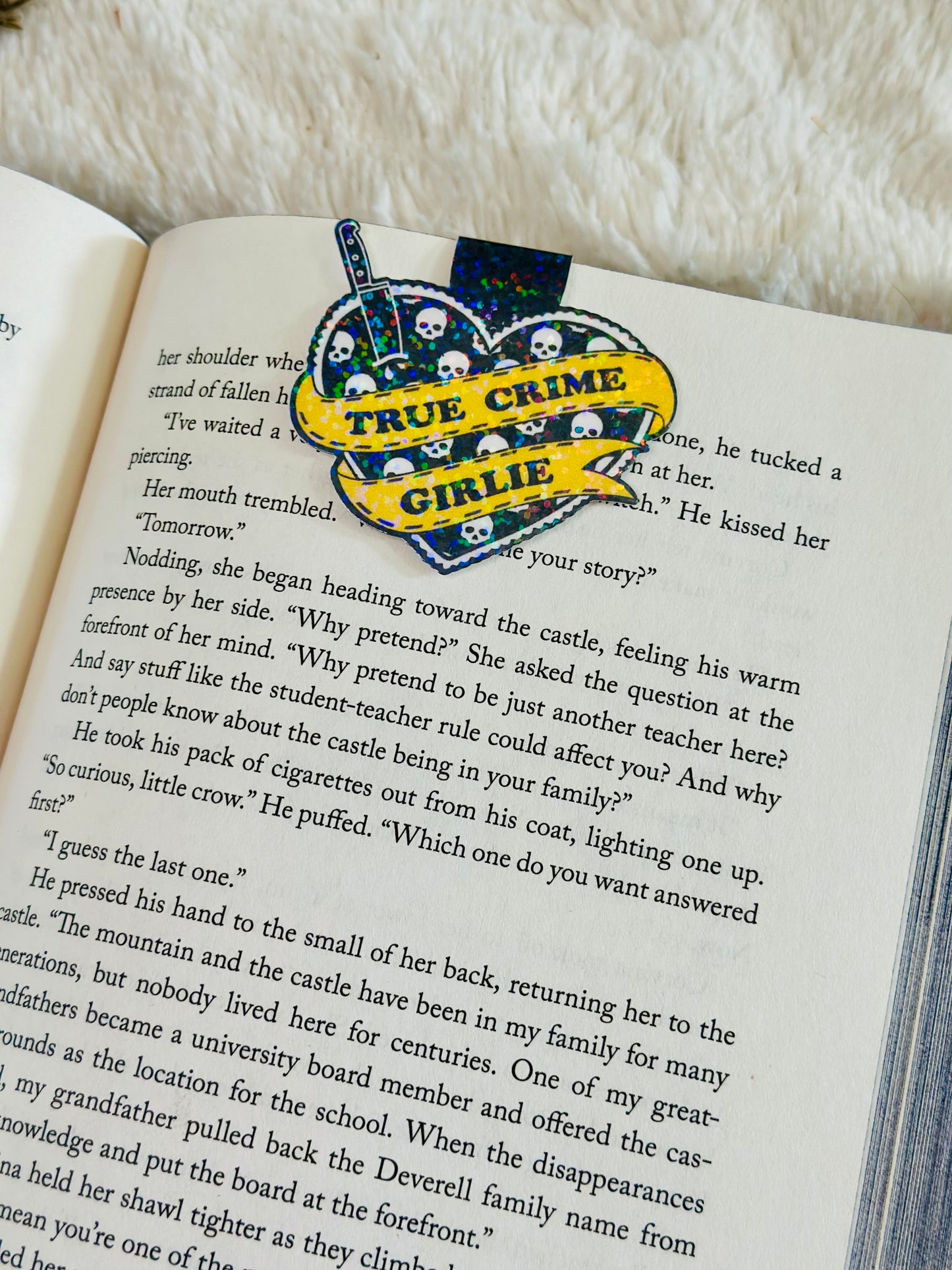 True crime girlie magnetic bookmark