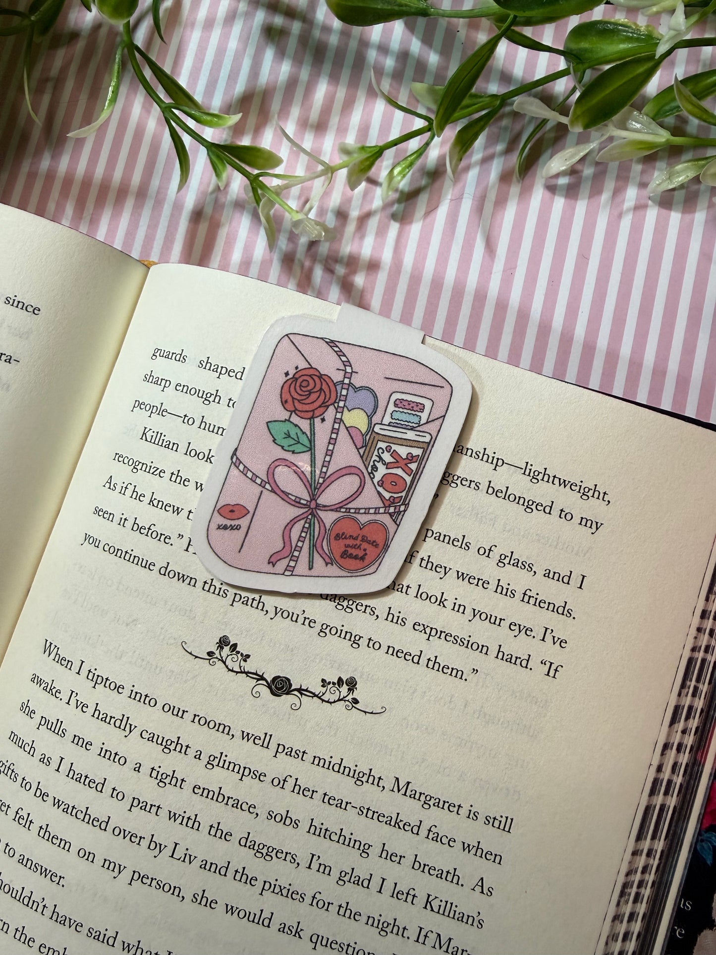 Blind date magnetic bookmark
